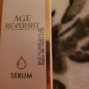 ♡Quantity of 2 Farmasi Age Reversist Serum